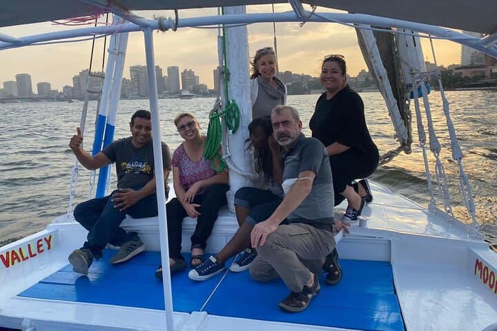 Full-Day Giza Pyramids, Sphinx, Egyptian Museum & Sunset Felucca — Private Cairo Tour photo 5