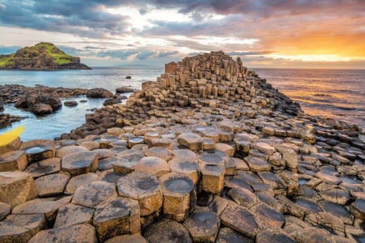 Private Full-Day Giant's Causeway Tour — Carrick-a-Rede, Dunluce & Bushmills
