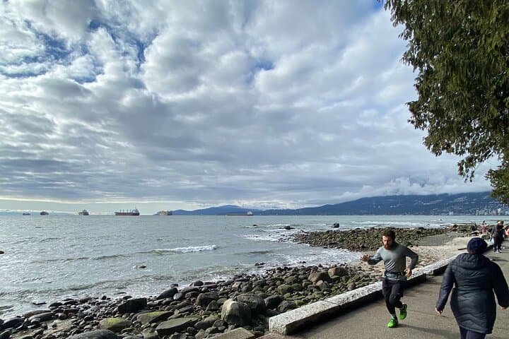 Run Vancouver: Private Seawall & Stanley Park Guided Running Tour photo 4