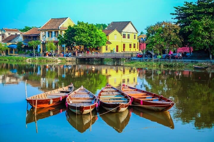 Full-Day Ba Na Hills, Marble Mountains & Hoi An Lantern Festival photo 3