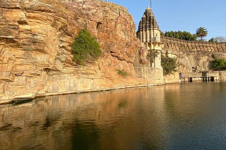 Chittorgarh Fort Tour from Udaipur with Pushkar Drop: Guided Visit to Vijay Stambh photo 3