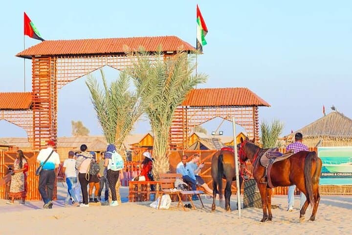 Evening Dubai Desert Safari: 4x4 Dune Bash, Bedouin Camp & BBQ