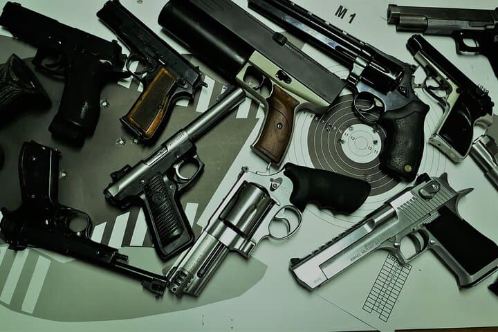 Beginner Shooting Experience in Budapest: 8-Gun Range Package with 70 Rounds