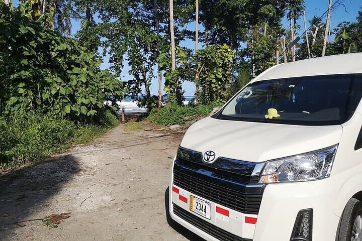 Private Transfer Puerto Viejo to La Fortuna — Door-to-Door Shuttle with Wi‑Fi