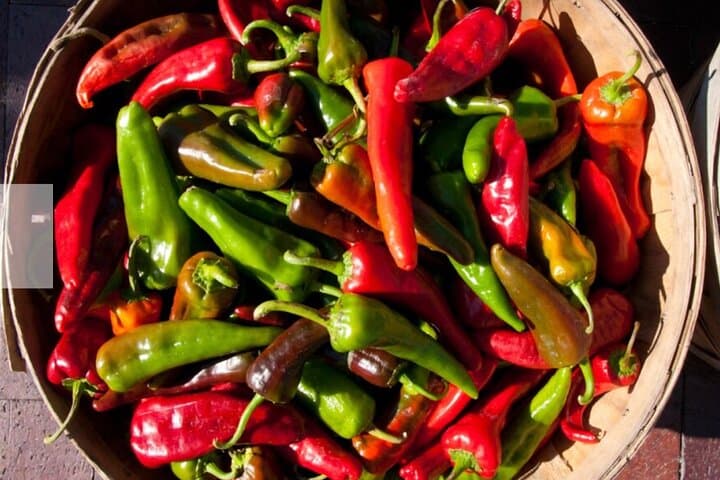 Red or Green: Chef-Guided New Mexican Lunch Immersion in Santa Fe