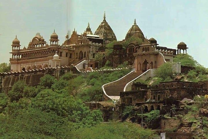 Full-Day Taj Mahal, Agra Fort & Mathura-Vrindavan Tour from Delhi — One-Day Cultural Journey photo 3