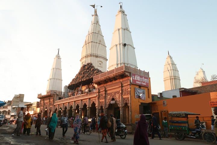 Full-Day Taj Mahal, Agra Fort & Mathura-Vrindavan Tour from Delhi — One-Day Cultural Journey photo 5