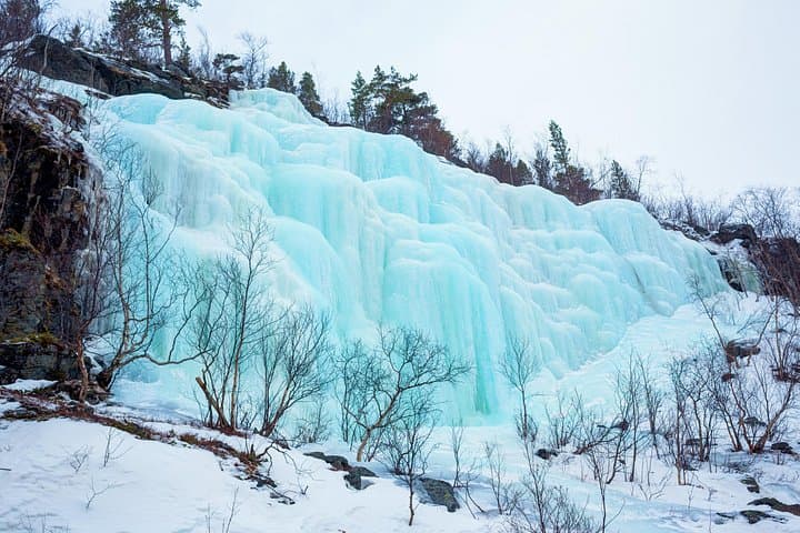 Korouoma Frozen Waterfalls Hike with Lappish BBQ from Rovaniemi photo 3