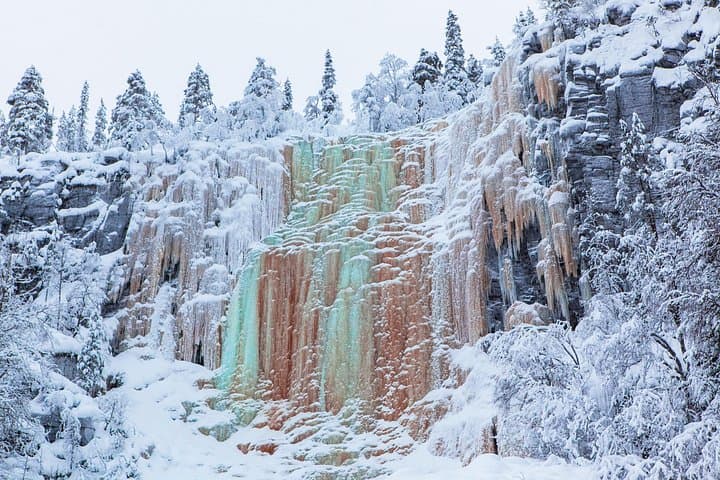 Korouoma Frozen Waterfalls Hike with Lappish BBQ from Rovaniemi photo 4