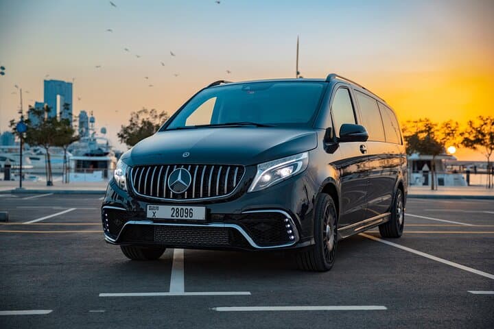 Dubai Private Luxury Transfer — VAN Falcon Edition
