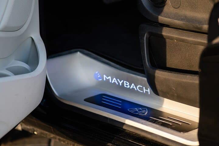Dubai Private Maybach VAN Transfer — Luxury Airport & City Transfers photo 4