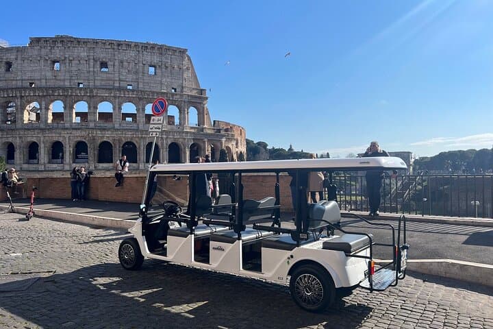 Explore Rome by Eco Golf Cart: Colosseum to Trevi Fountain Guided Tour