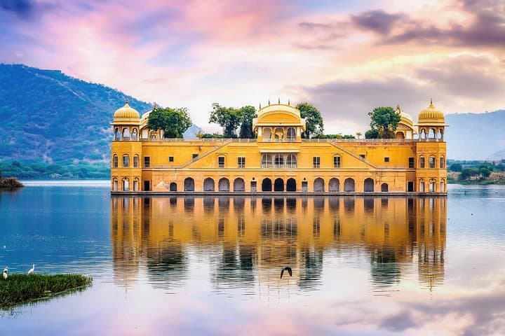 4-Day Jaipur, Jodhpur & Udaipur Guided Tour — Forts, Lakes & Royal Courts photo 1