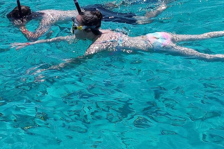 Snorkel with Sea Turtles and Beach Day on Rose Island – Nassau Boat Charter photo 2