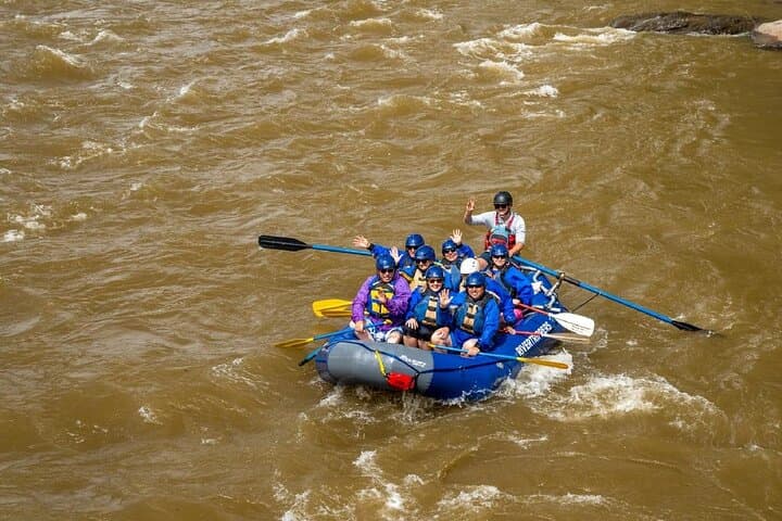 Lower Animas River: 2-Hour Splash 'N' Dash Family Rafting in Durango