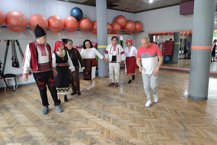 Dance and Tradition in Sofia: Discover Bulgarian Folklore in a 1-Hour Workshop photo 3