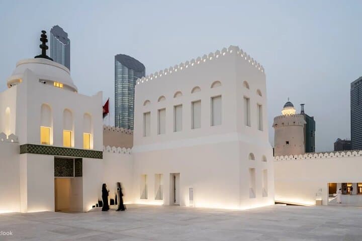 Exploring Qasr Al Hosn: Abu Dhabi’s 230-Year-Old Fort and Museum