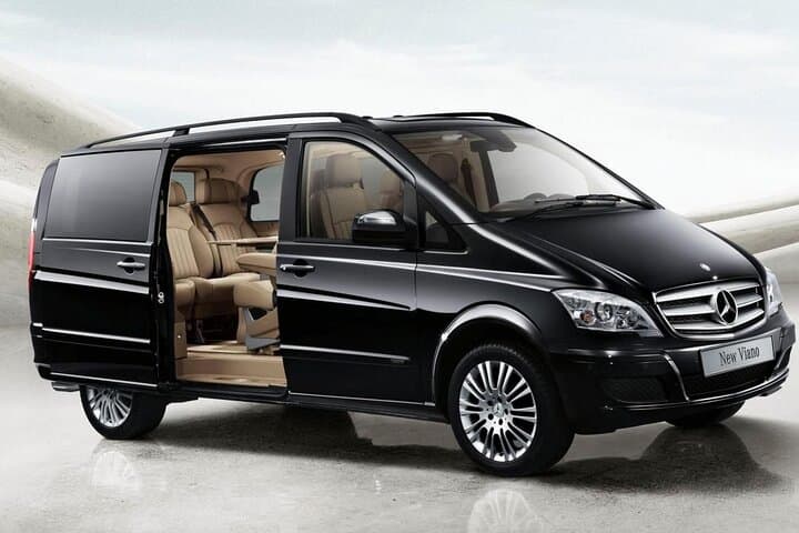 Private 8-Hour London Tour: Full-Day Chauffeur-Driven City Highlights photo 2