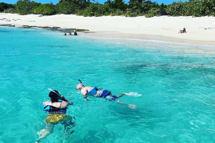 Private All-Inclusive Boat Tour to Icacos and Palomino Islands from Fajardo photo 4