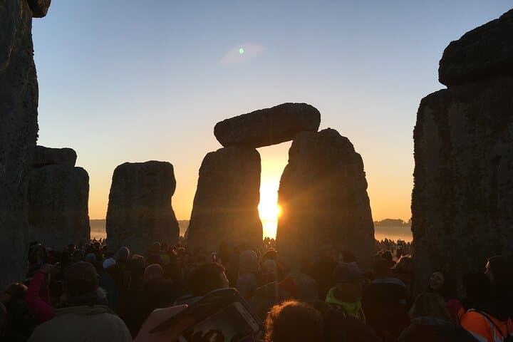 Stonehenge Summer Solstice Sunrise Shuttle from London photo 2