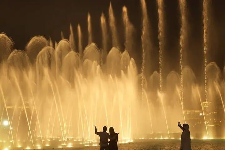 dubai-fountain-bridge-walk-front-row-views-of-burj-khalifa-fountain-shows photo 3