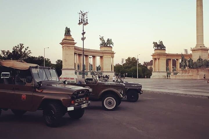 Retro 4x4 Budapest Tour: Parliament, Buda Castle & Communist History photo 3