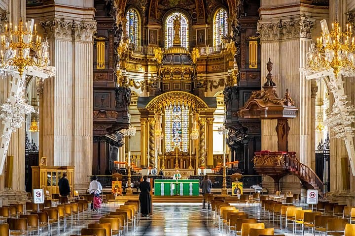 Skip-the-Line St Paul’s Cathedral Private Tour — Insider Access & City Center Highlights photo 3