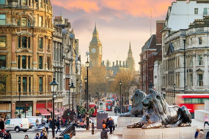 Skip-the-Line Westminster Abbey Guided Tour — Private & City Highlights in London photo 6