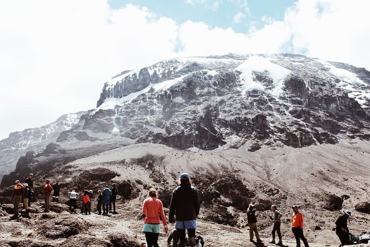 7-Day Kilimanjaro Machame Route Expedition to Uhuru Peak
