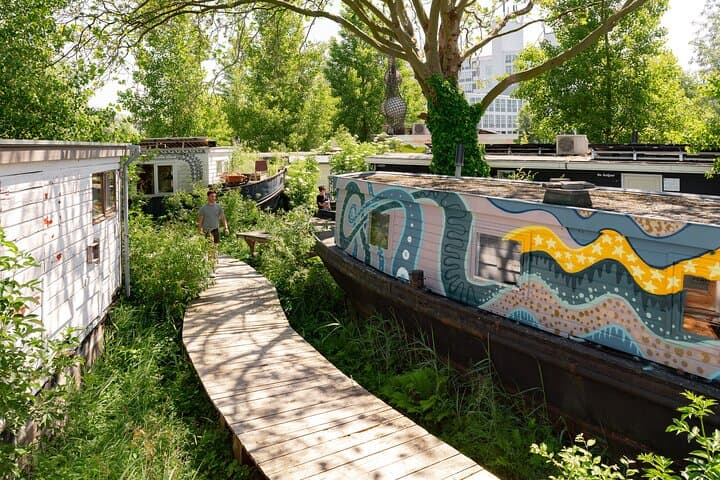 Amsterdam Combi Bike Tour: Historical Centers, North Ferry & Industrial Art photo 3