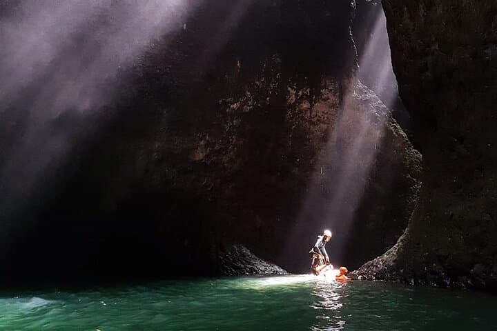 Aling Canyon Canyoning in Bali: Intermediate Full-Day Rappels and Jumps photo 2
