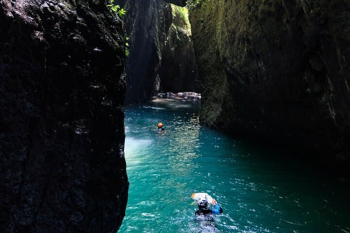Aling Canyon Canyoning in Bali: Intermediate Full-Day Rappels and Jumps photo 3