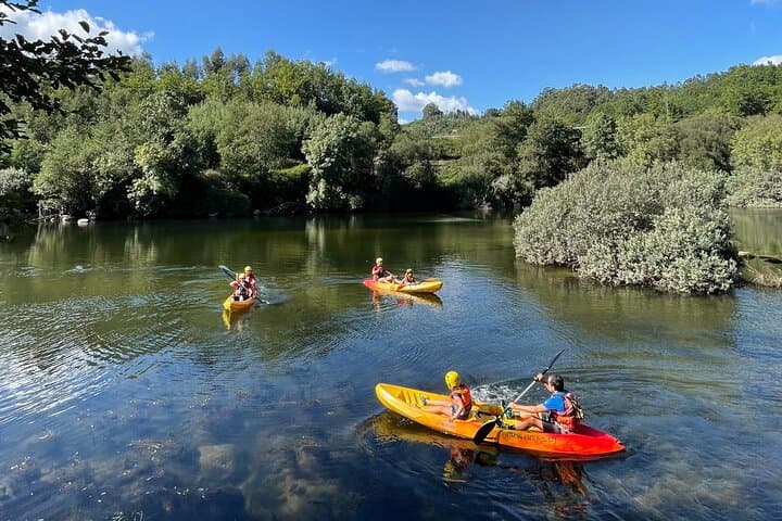 Kayak the Lima River: Family-Friendly Paddle on the Açudes Section photo 4