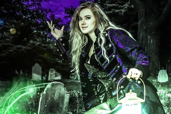 Black Cat Ghostly Night Tour in Salem — Haunted Walking Tour & Witch City Stories photo 2