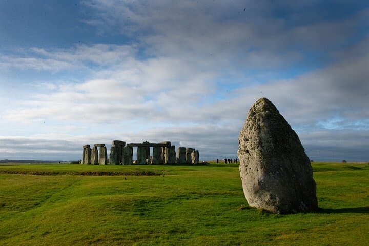 Stonehenge & Bath Private Day Tour from London: Roman Baths, Regency Streets & Neolithic Stones photo 1