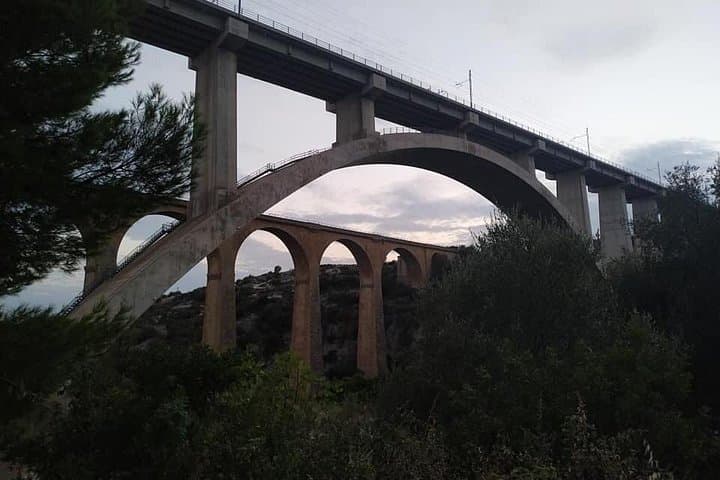 Gravina di Castellaneta Guided Hike — Trek the Ravines of Puglia