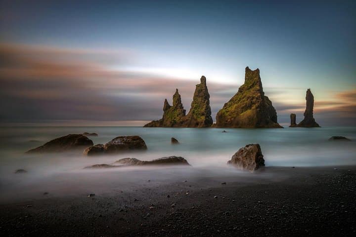 private-south-coast-area-tour-iceland-seljalandsfoss-skogafoss-reynisfjara photo 2