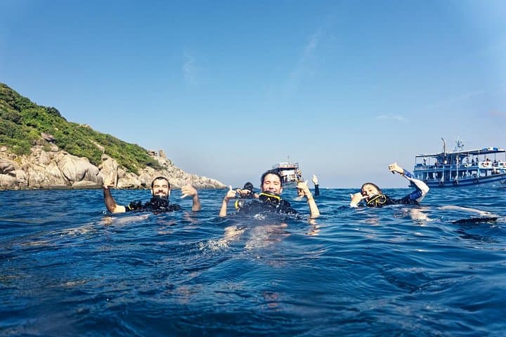 Try Scuba Diving on Koh Tao: One-Day Beginner Dive to 12m photo 4