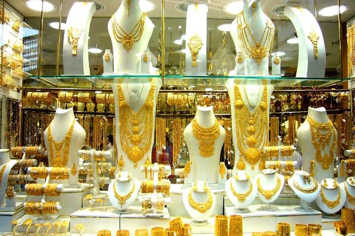 Dubai in Eight Hours: Private Sightseeing & Shopping Tour