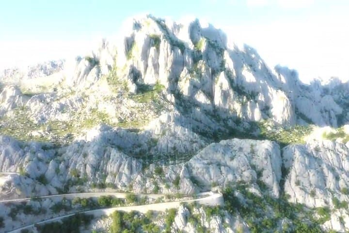 Velebit 4x4 Safari to Tulove Grede: Off‑Road Velebit & Mamet Cave Hike