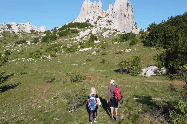 Velebit 4x4 Safari to Tulove Grede: Off‑Road Velebit & Mamet Cave Hike photo 4