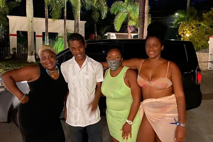 Private Montego Bay City Tour: Sam Sharpe Square, Beaches & Local Flavors photo 2