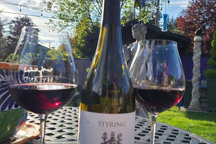 Private Willamette Valley Wine Tour: Custom Tastings & Vineyard Picnic photo 3