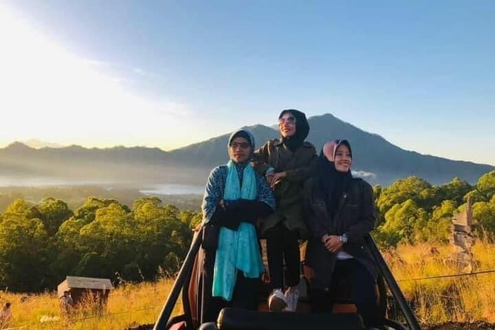 Sunrise Jeep Safari on Mount Batur — Black Lava & Dawn Coffee photo 4
