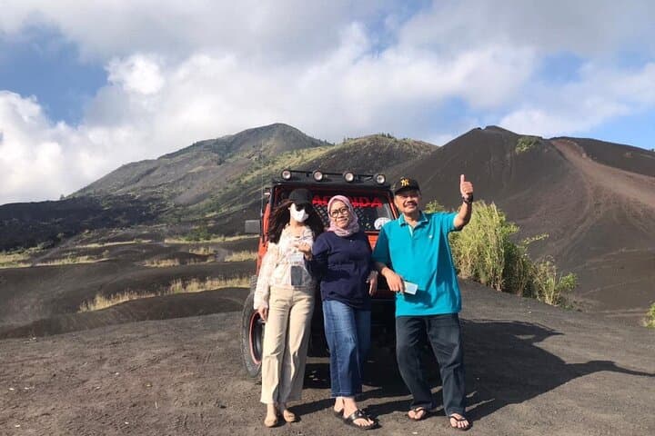 Sunrise Jeep Safari on Mount Batur — Black Lava & Dawn Coffee photo 3