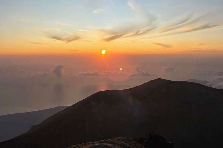 Mount Batur Sunrise Trek: Guided Hike with Hot Springs & Breakfast photo 3