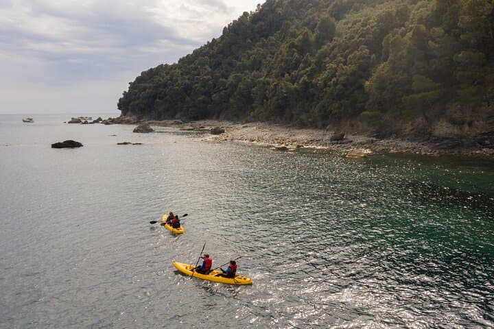 Sea Kayaking Punta Manara: Guided Kayak Tour from Riva Trigoso photo 3