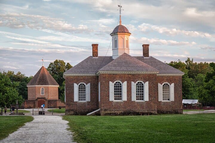 Best of Colonial Williamsburg 2-Hour Private Guided Walking Tour photo 3