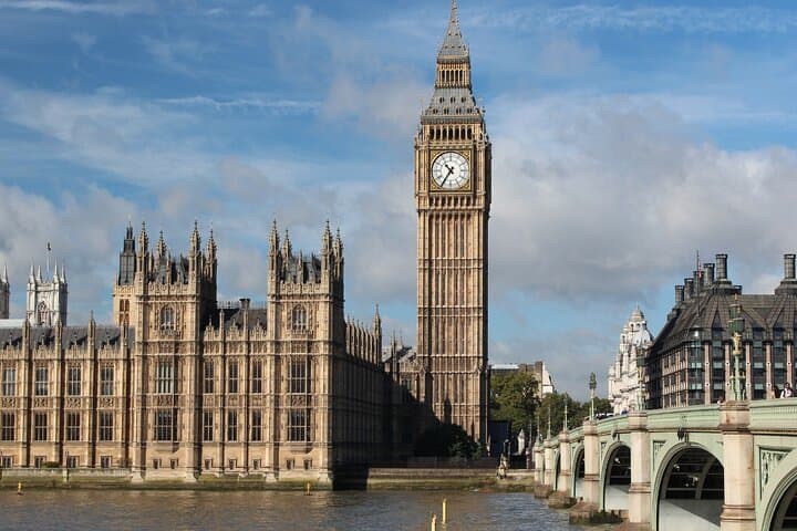 Westminster & Windsor Walking Tour: Changing of the Guard and Royal Highlights photo 6