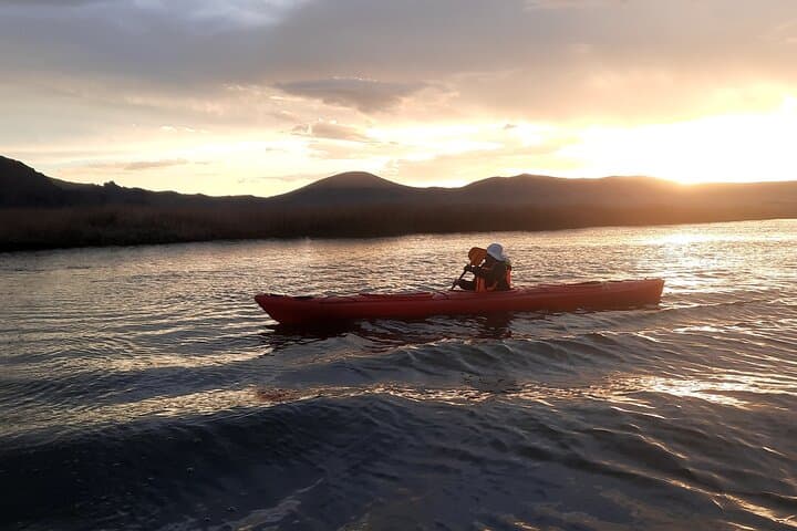 Sunset Kayak Tour on Lake Titicaca: 3-Hour Puno Paddle to the Uros photo 3